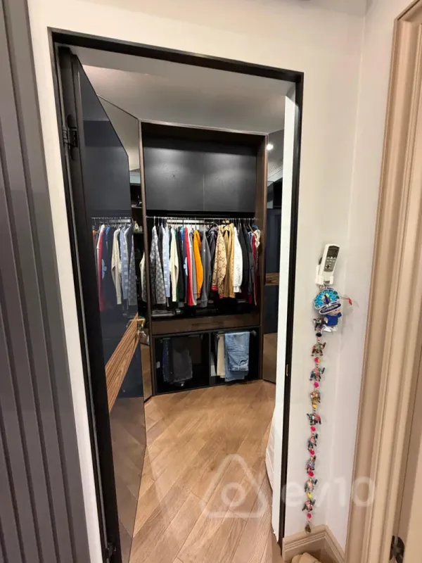 Satılır 5 otaqlı yeni tikili 321 m²