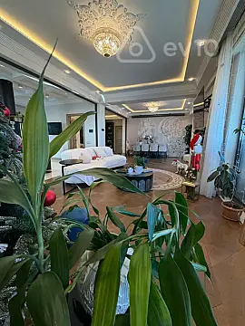 Satılır 5 otaqlı yeni tikili 321 m²