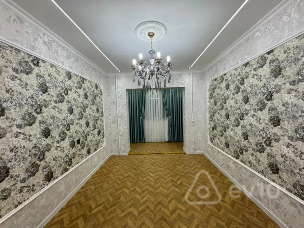 Satılır 3 otaqlı köhnə tikili 70 m²