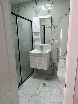 Kirayə verilir 3 otaqlı yeni tikili 90 m²
