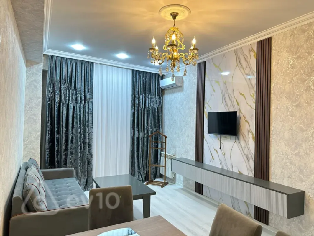 Kirayə verilir 2 otaqlı yeni tikili 65 m²