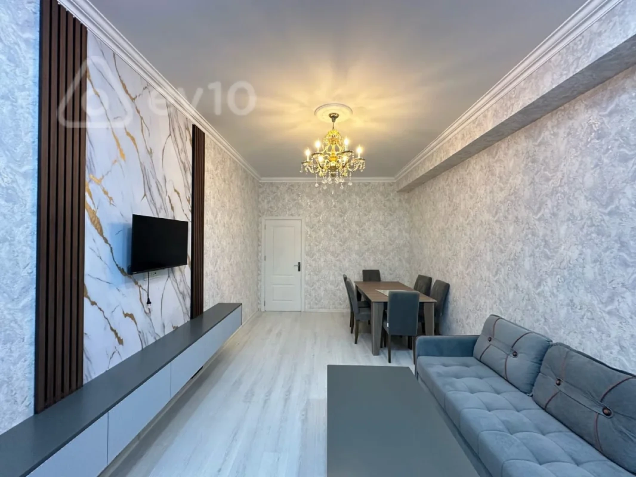 Kirayə verilir 2 otaqlı yeni tikili 65 m²