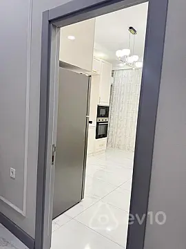 Satılır 2 otaqlı yeni tikili 85 m²