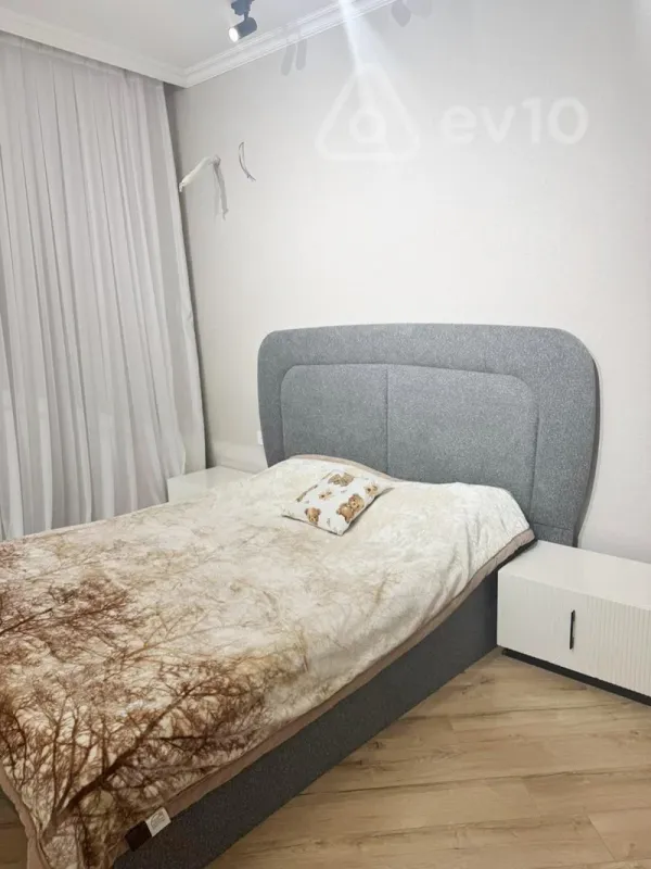 Satılır 2 otaqlı yeni tikili 85 m²