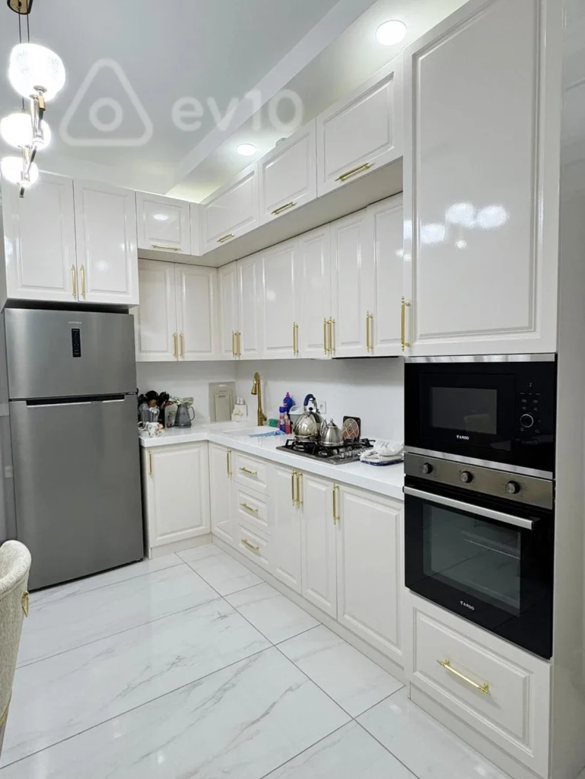 Satılır 2 otaqlı yeni tikili 85 m²