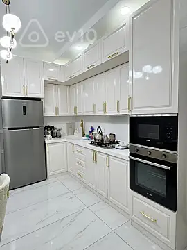 Satılır 2 otaqlı yeni tikili 85 m²