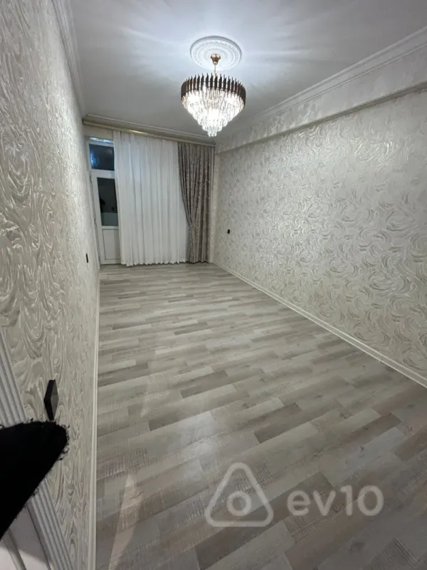 Satılır 3 otaqlı yeni tikili 63 m²