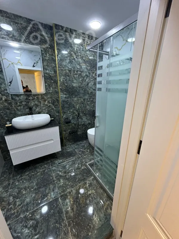 Satılır 3 otaqlı yeni tikili 63 m²