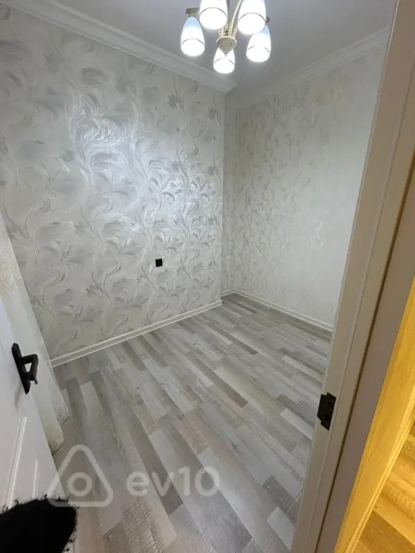 Satılır 3 otaqlı yeni tikili 63 m²