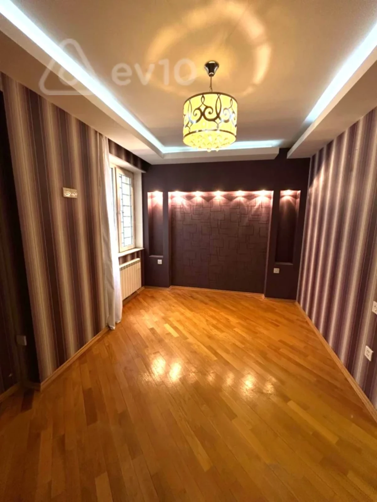 Satılır 3 otaqlı yeni tikili 82 m²