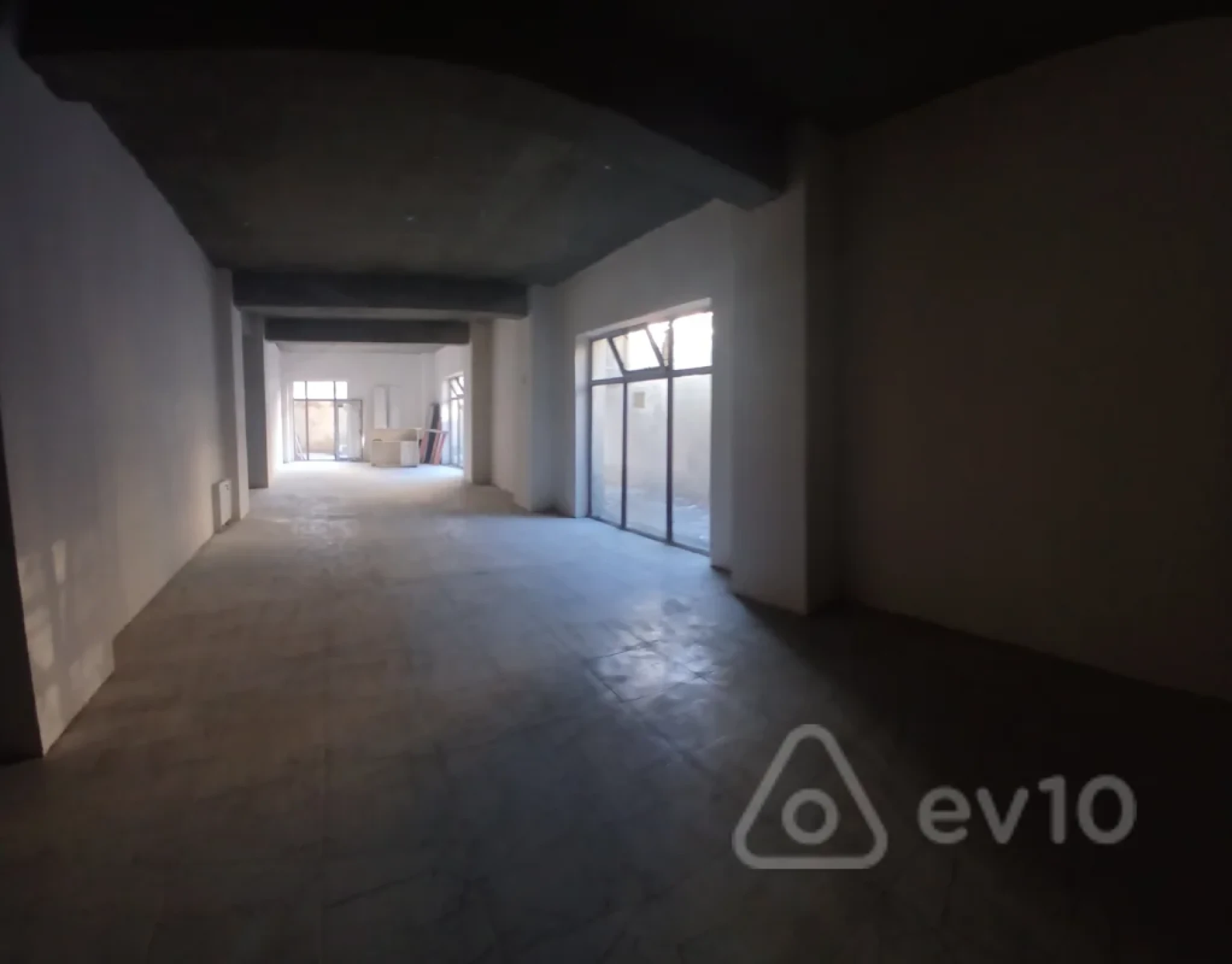 Satılır mənzil 200 m²