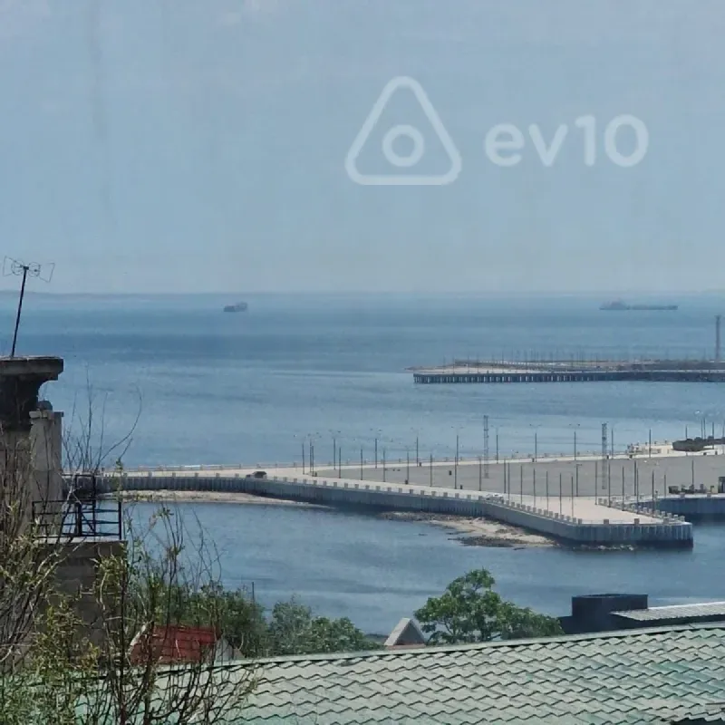 Kirayə verilir 7 otaqlı ofis 265 m²