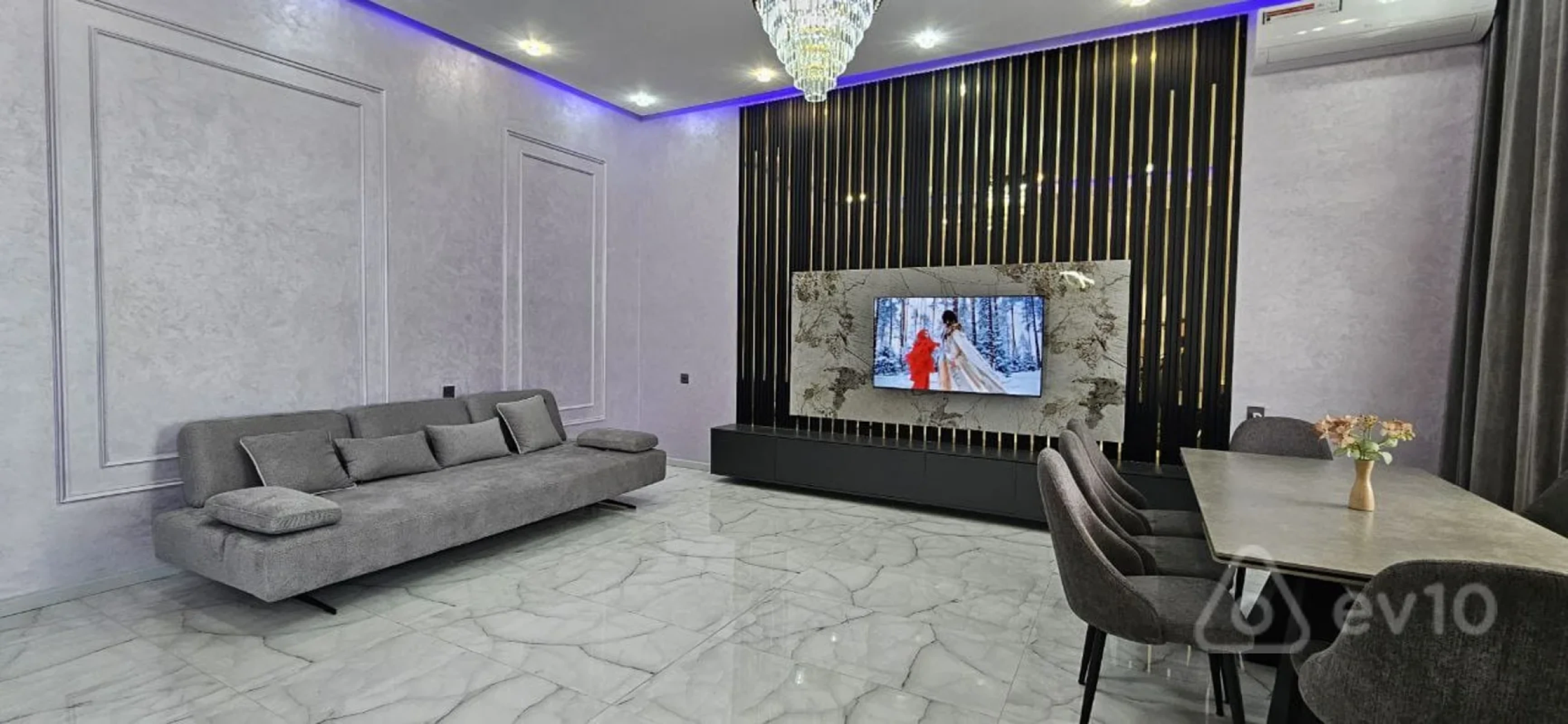 Satılır 4 otaqlı həyət evi 200 m²