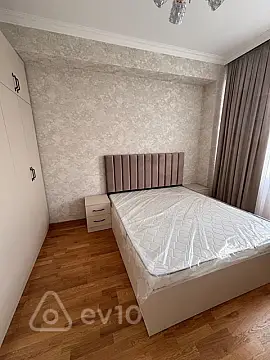 Kirayə verilir 3 otaqlı yeni tikili 80 m²