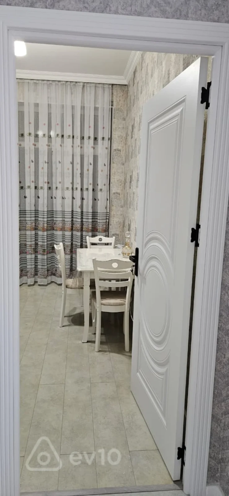 Satılır 4 otaqlı yeni tikili 113 m²