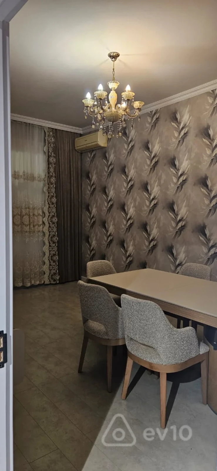 Satılır 4 otaqlı yeni tikili 113 m²