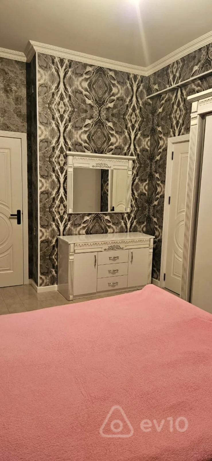 Satılır 4 otaqlı yeni tikili 113 m²