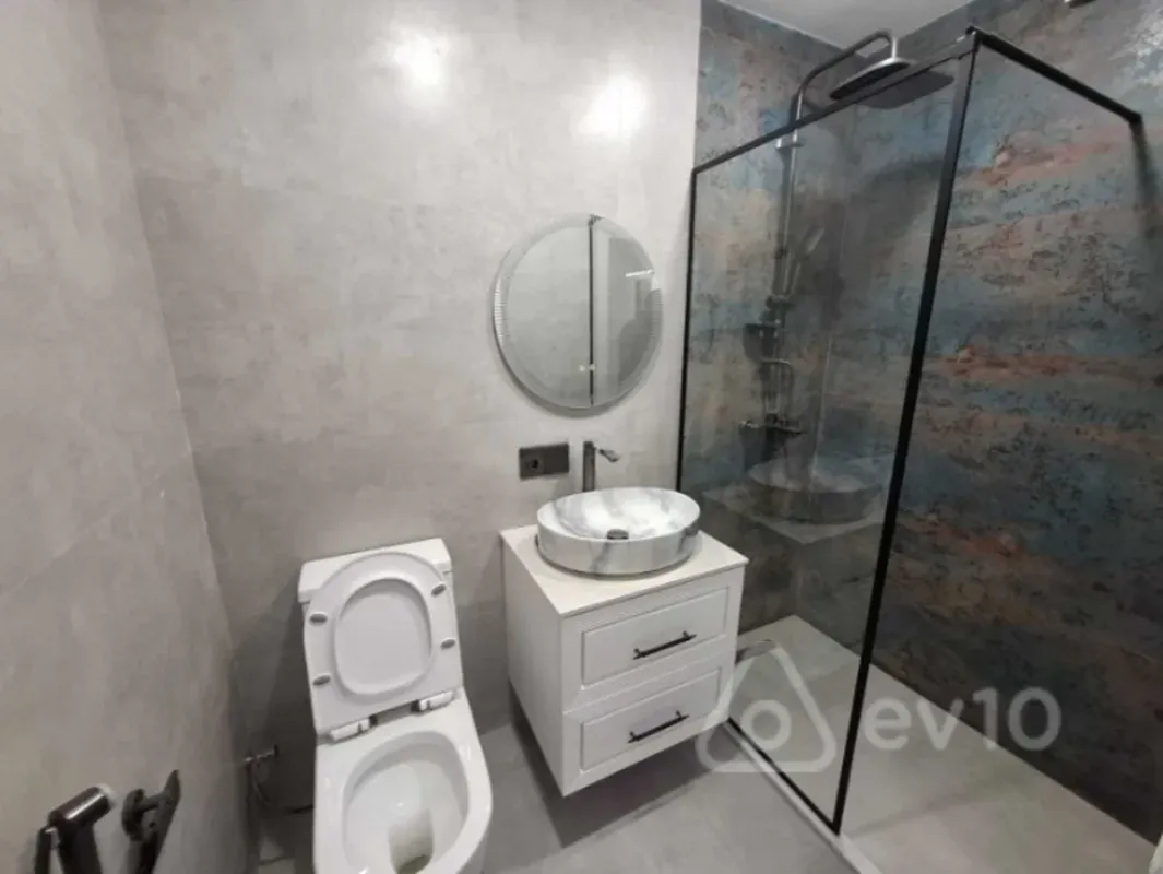 Satılır 2 otaqlı yeni tikili 73 m²