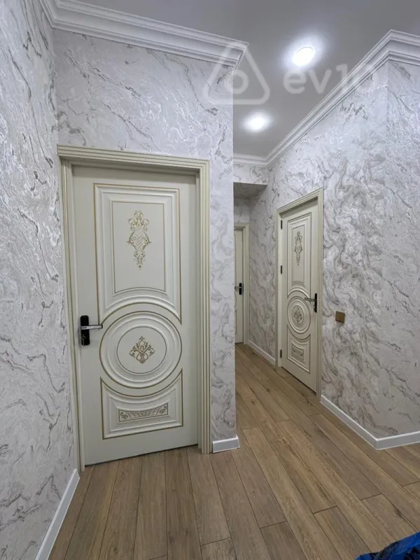 Satılır 3 otaqlı yeni tikili 96 m²