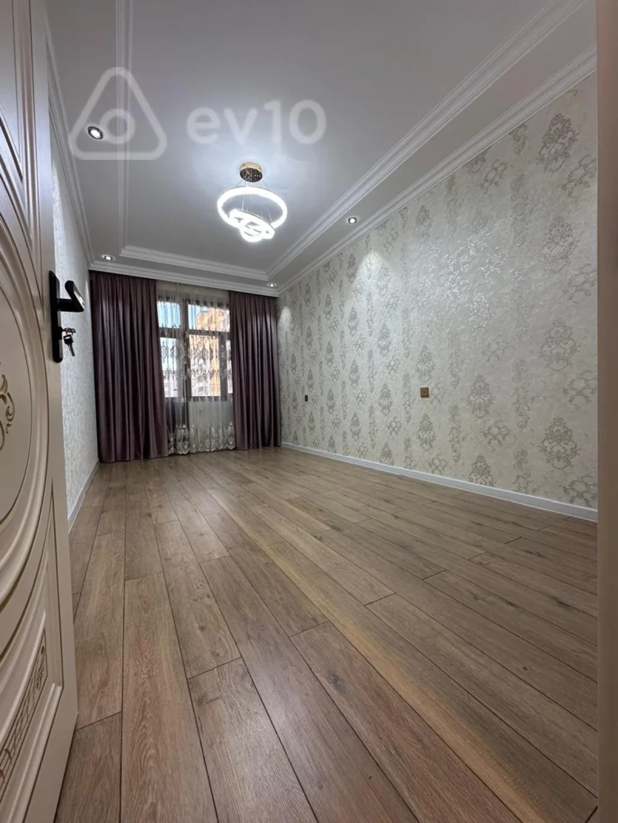 Satılır 3 otaqlı yeni tikili 96 m²
