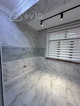 Satılır 3 otaqlı yeni tikili 90 m²