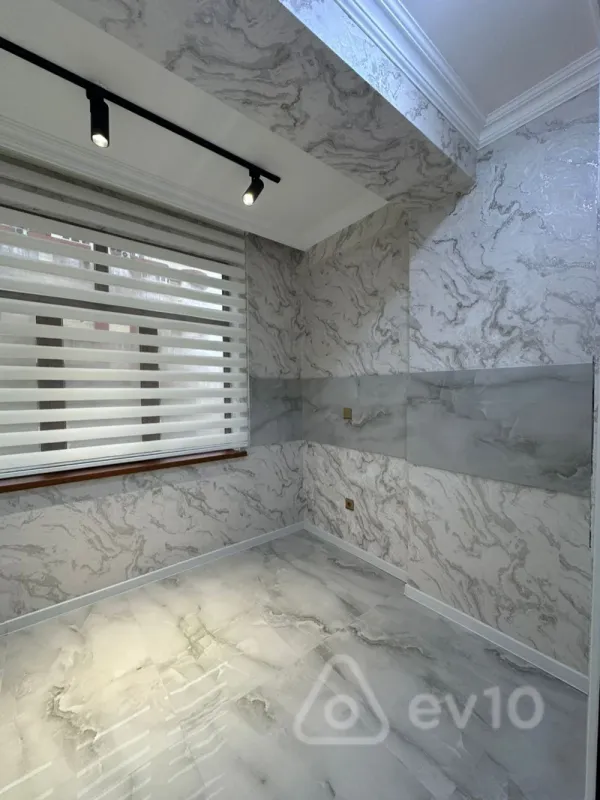Satılır 3 otaqlı yeni tikili 90 m²