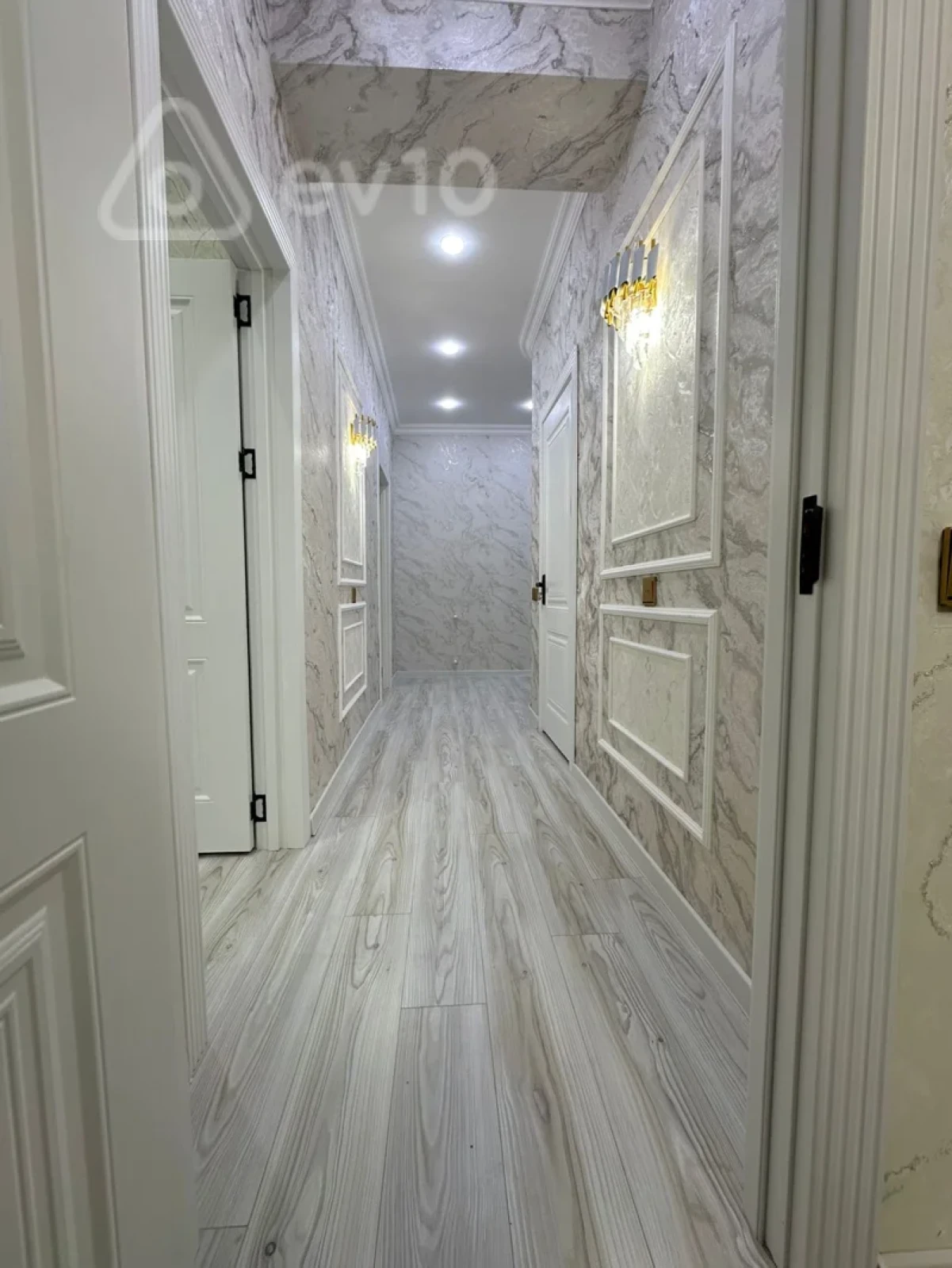 Satılır 3 otaqlı yeni tikili 90 m²