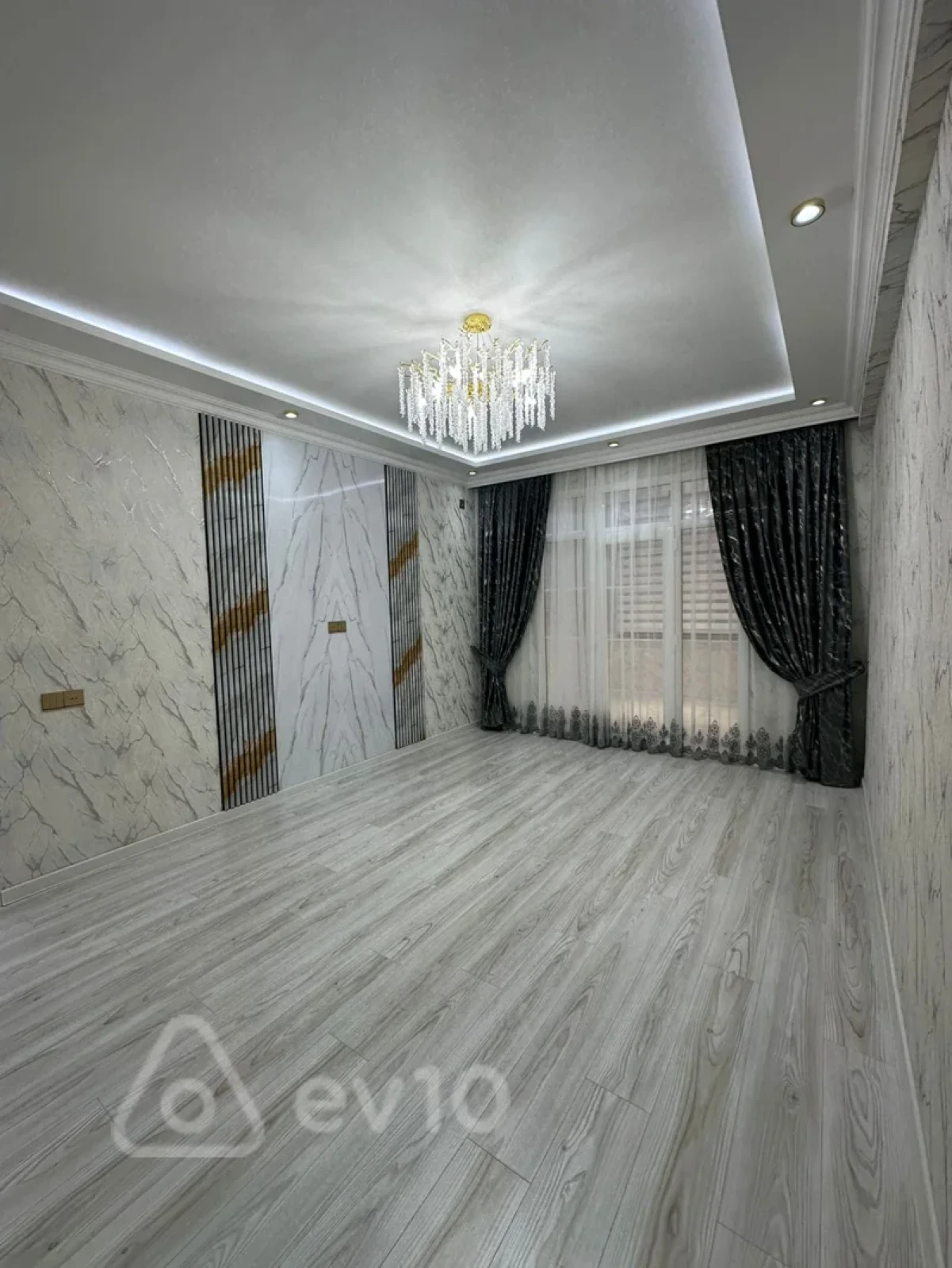 Satılır 3 otaqlı yeni tikili 90 m²