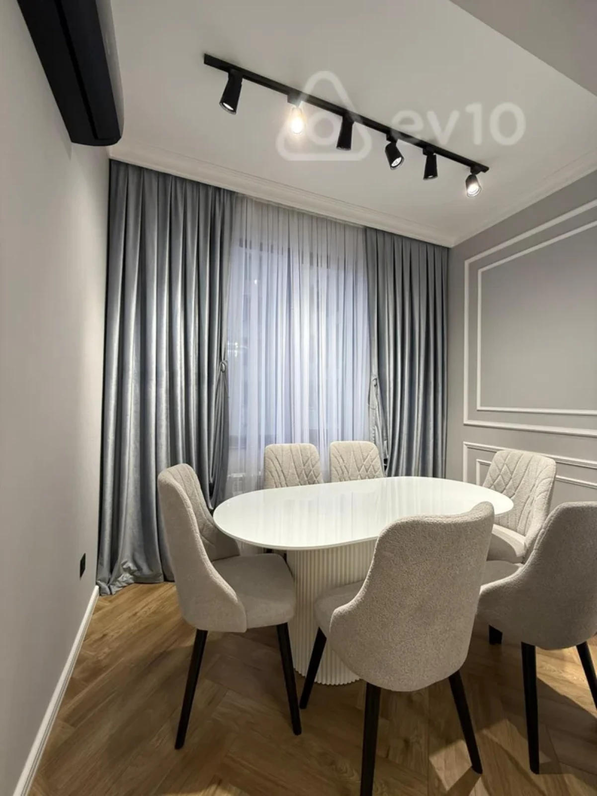 Satılır 2 otaqlı yeni tikili 50 m²