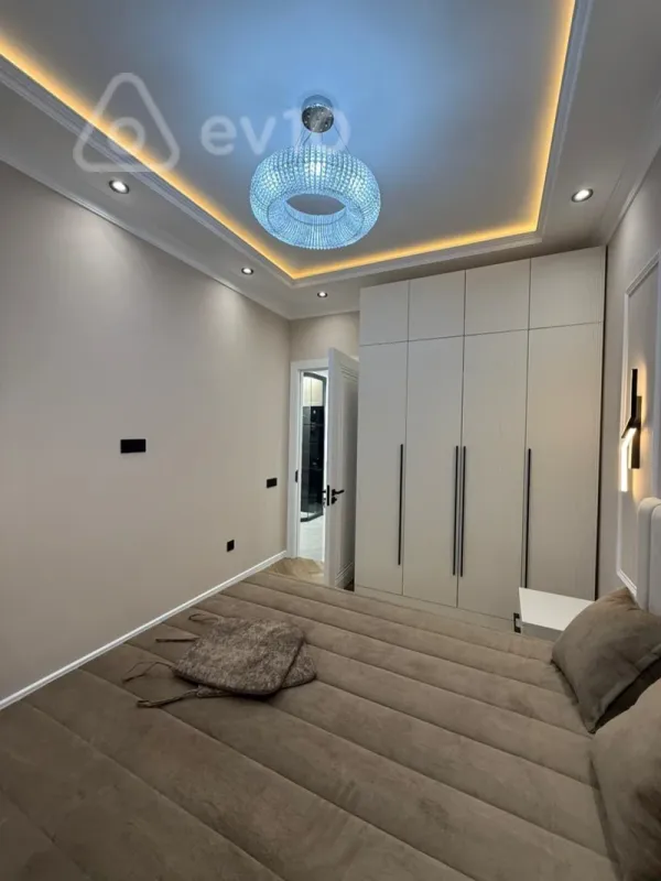 Satılır 2 otaqlı yeni tikili 50 m²