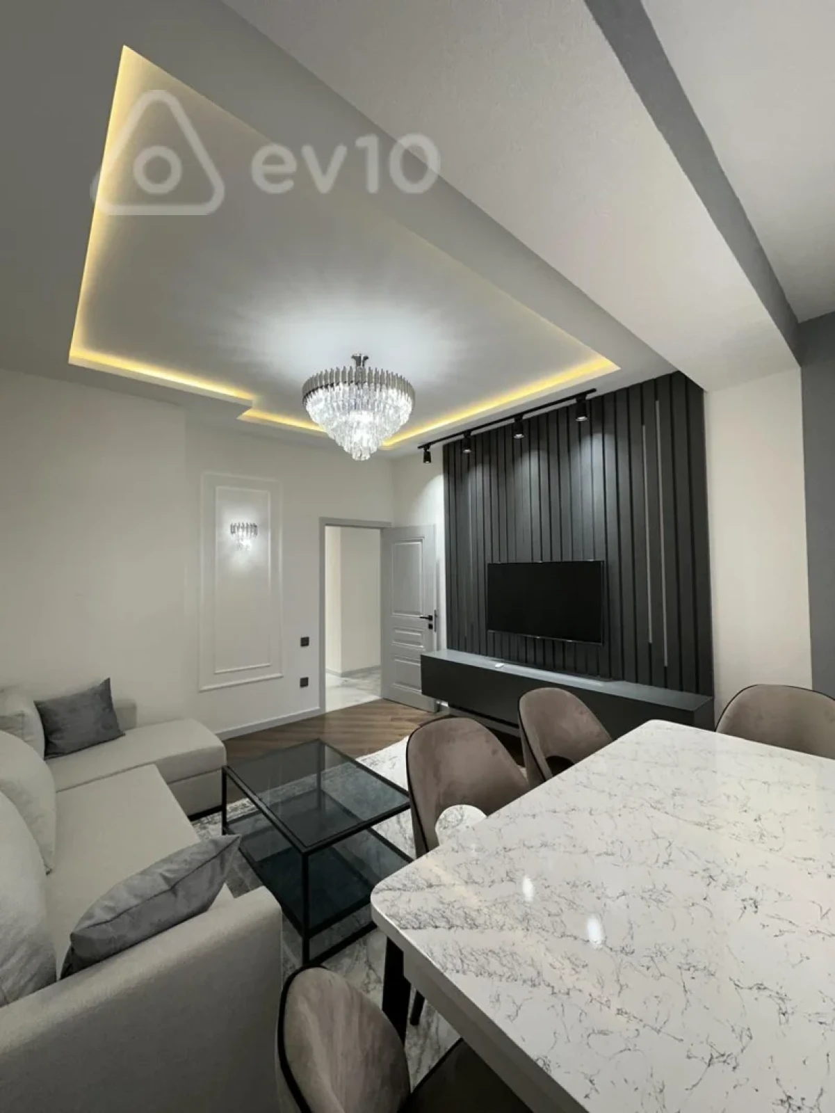 Satılır 2 otaqlı yeni tikili 87 m²