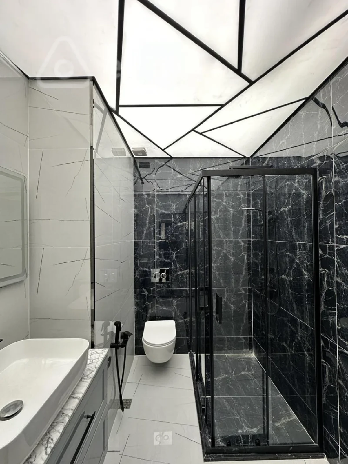 Satılır 2 otaqlı yeni tikili 87 m²