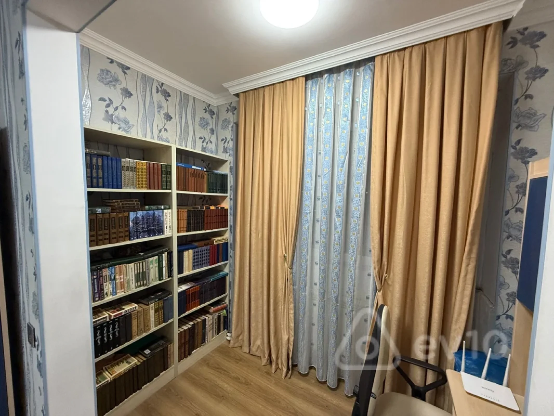 Satılır 3 otaqlı köhnə tikili 70 m²