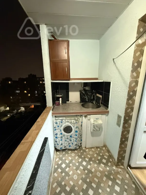 Satılır 3 otaqlı köhnə tikili 70 m²