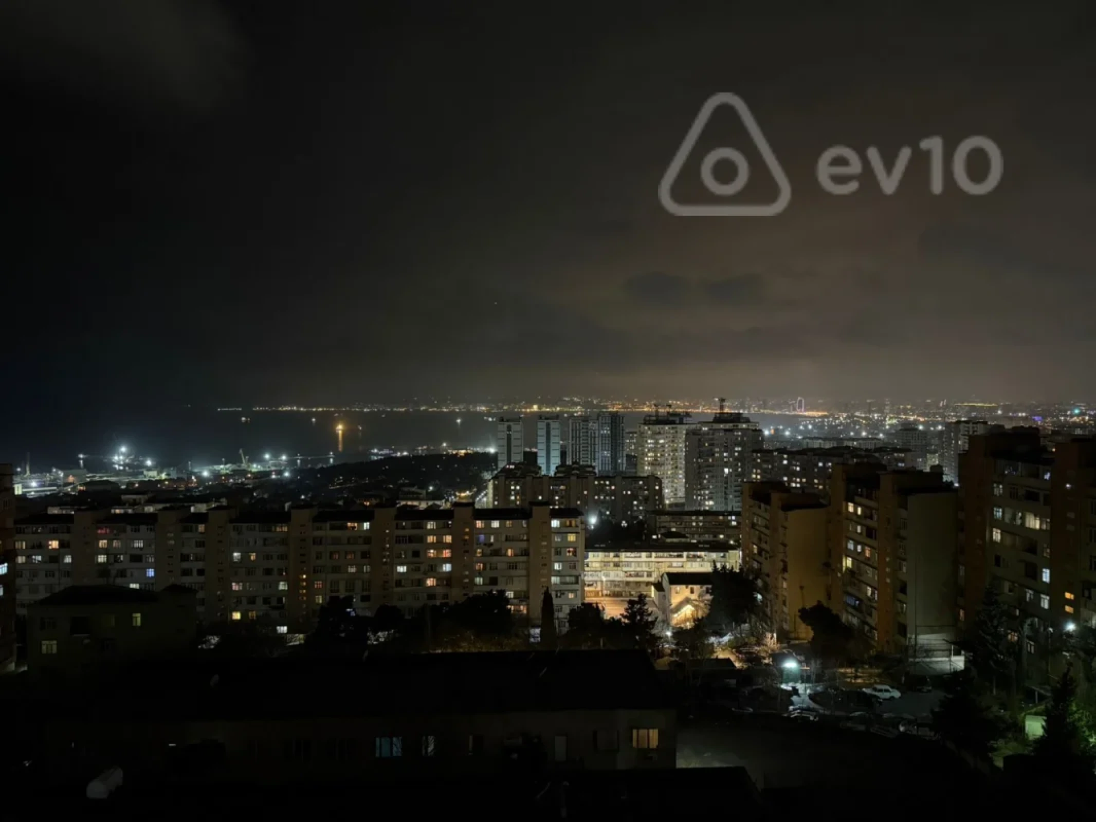 Satılır 3 otaqlı köhnə tikili 70 m²