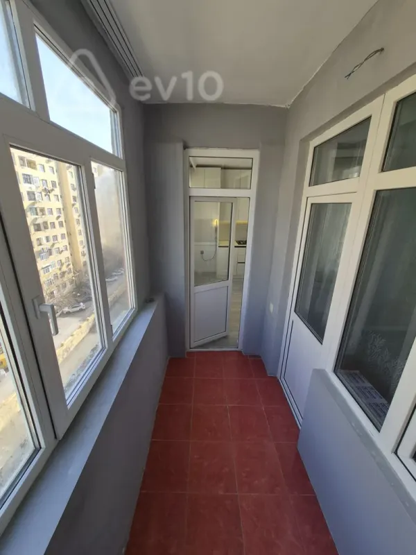 Satılır 2 otaqlı yeni tikili 70 m²
