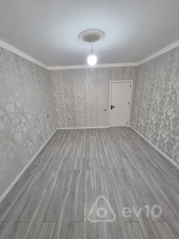 Satılır 2 otaqlı yeni tikili 70 m²