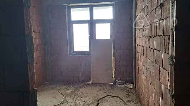 Satılır 2 otaqlı yeni tikili 90 m²