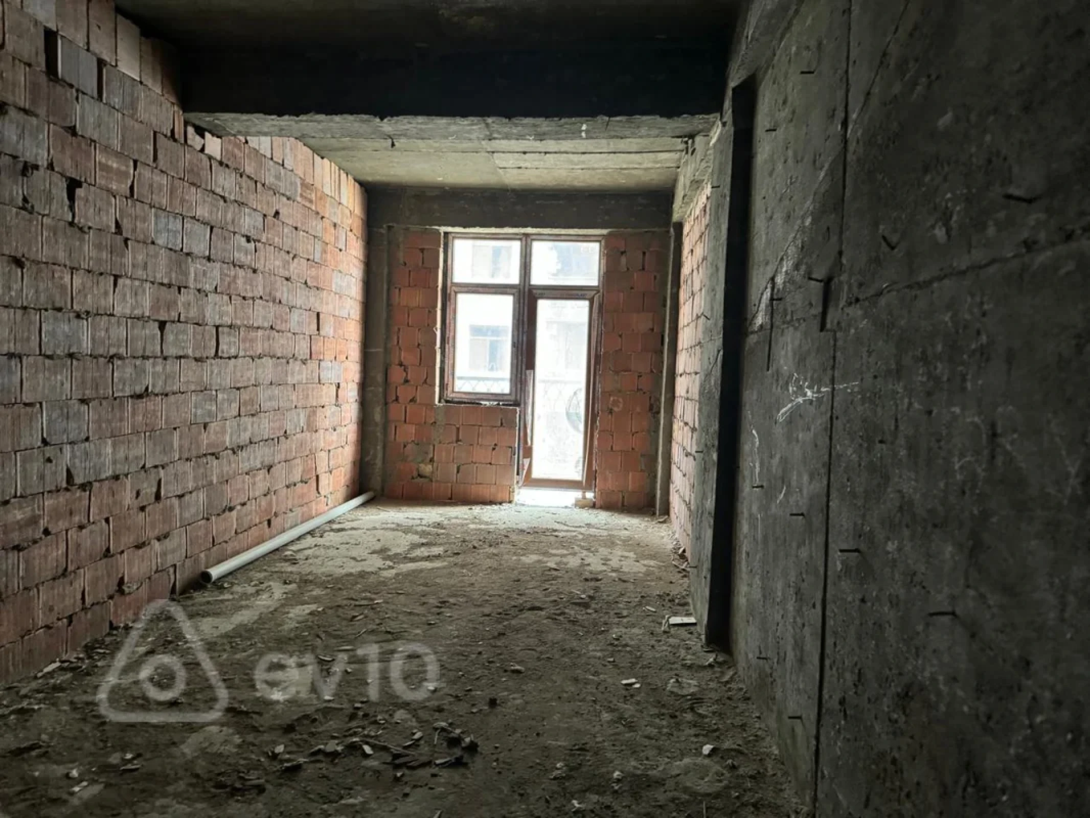 Satılır 2 otaqlı yeni tikili 90 m²