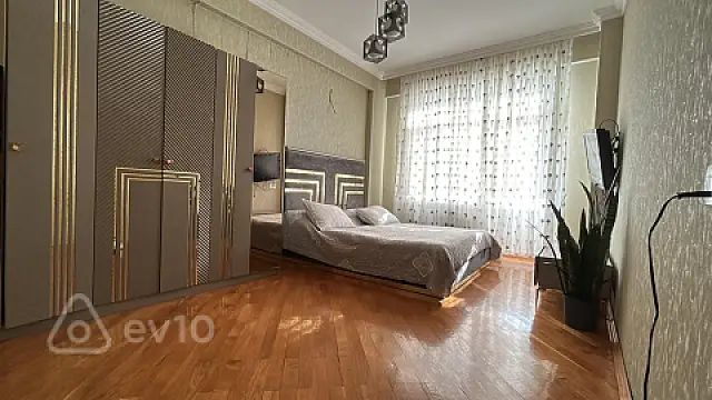 Satılır 3 otaqlı yeni tikili 84 m²
