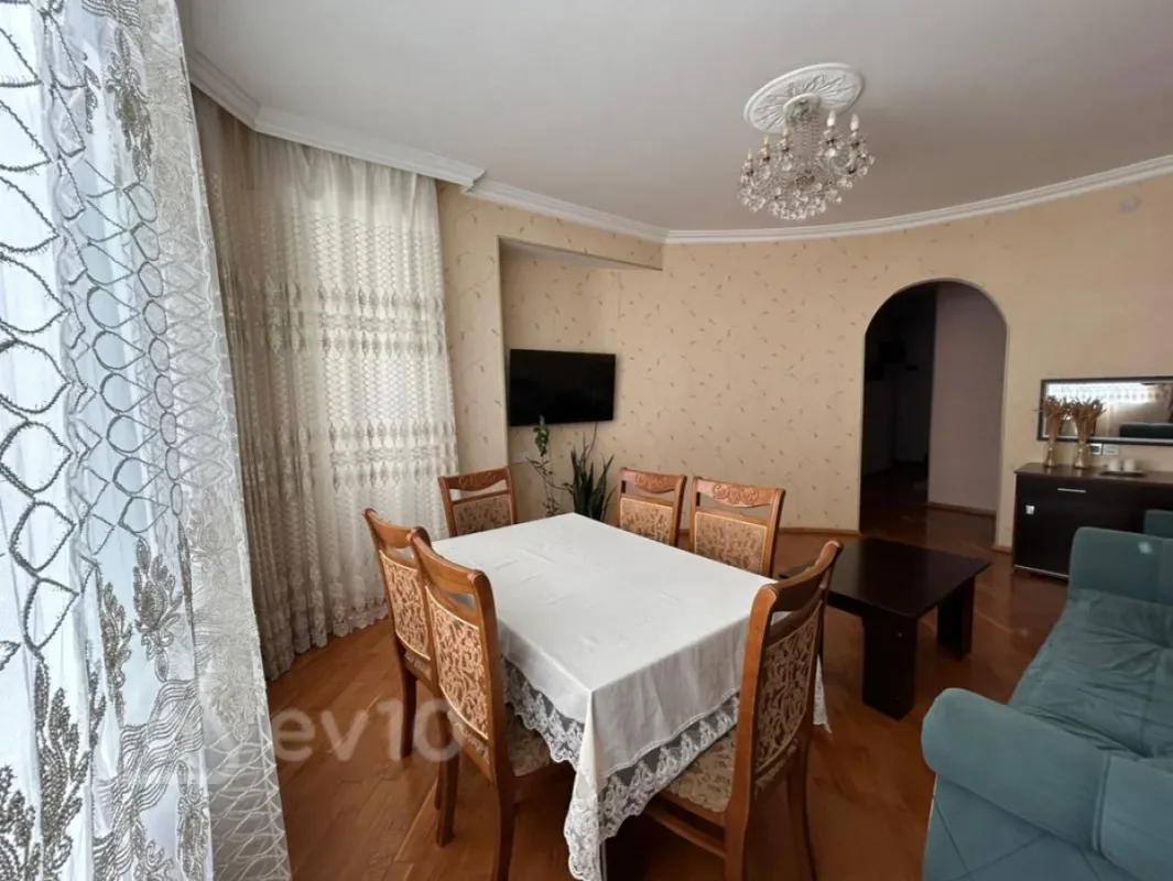 Satılır 3 otaqlı yeni tikili 84 m²