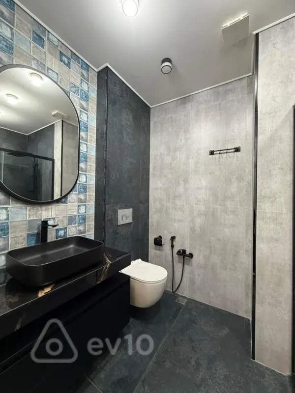 Satılır 3 otaqlı yeni tikili 120 m²