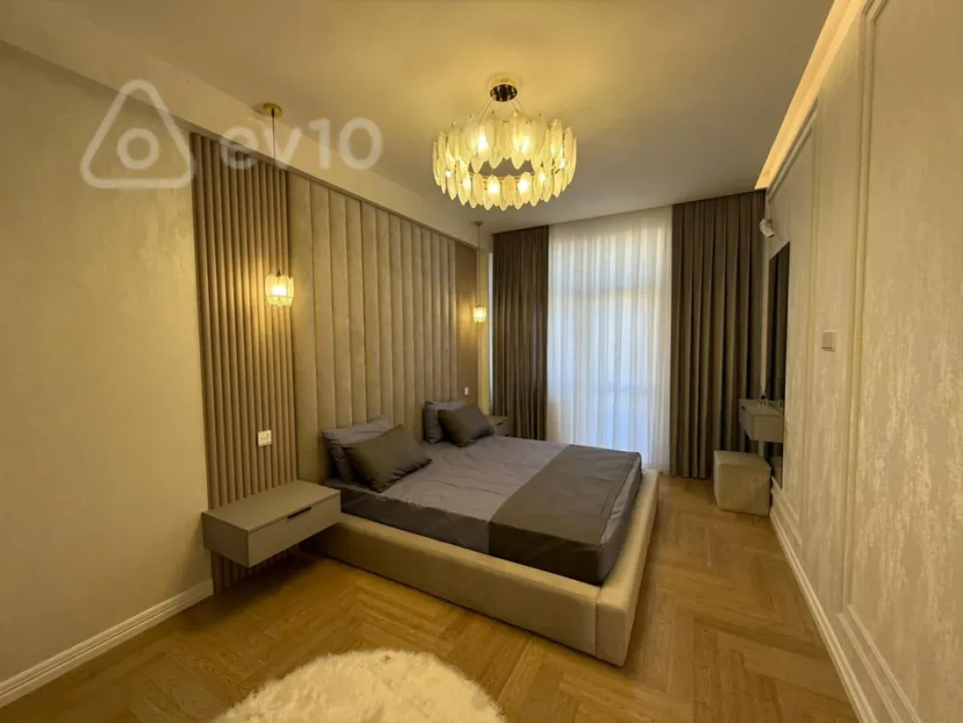 Satılır 3 otaqlı yeni tikili 120 m²