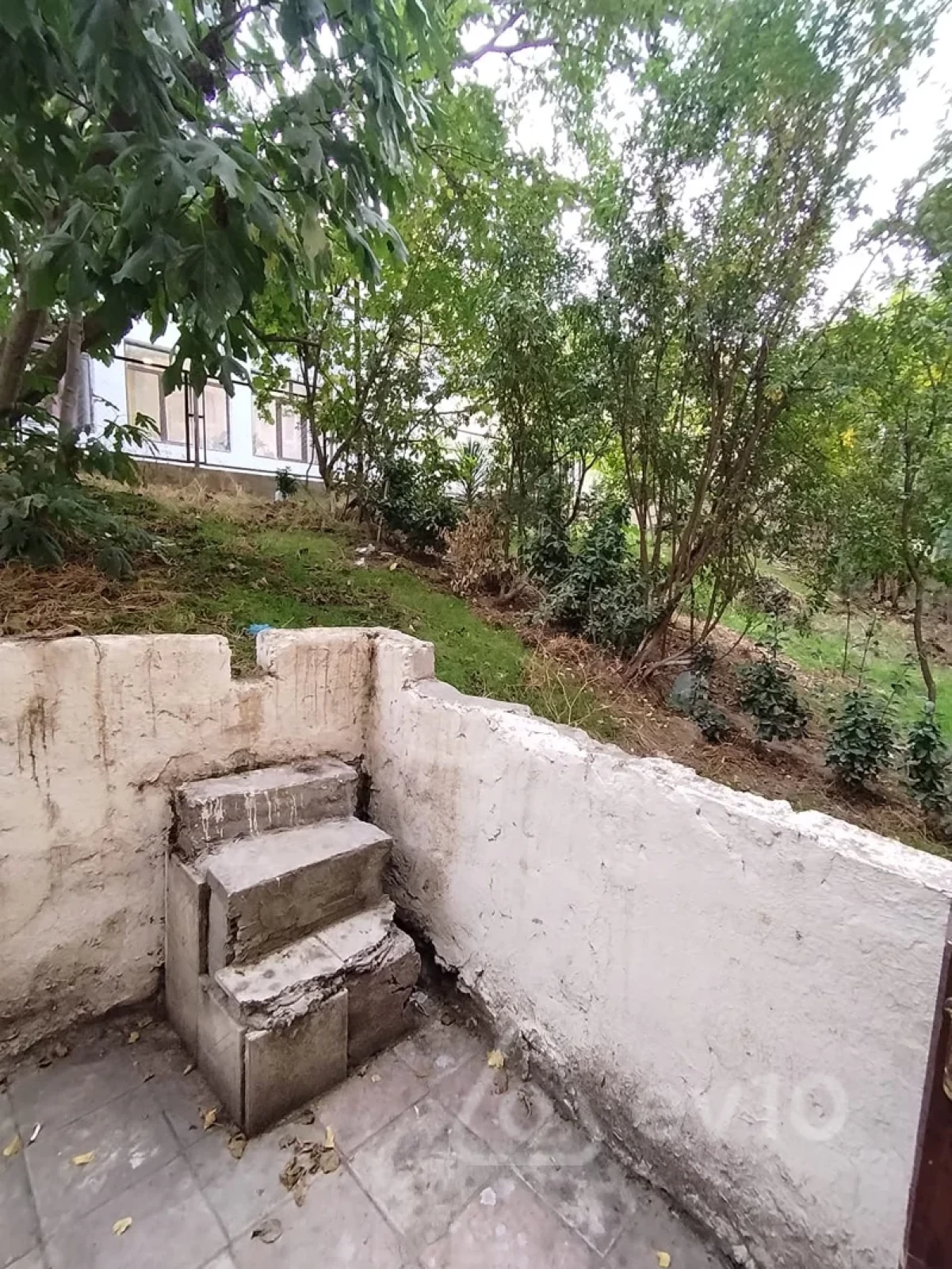 Satılır 3 otaqlı köhnə tikili 80 m²