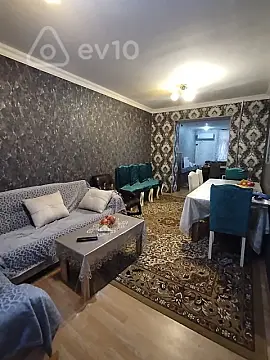 Satılır 3 otaqlı köhnə tikili 80 m²