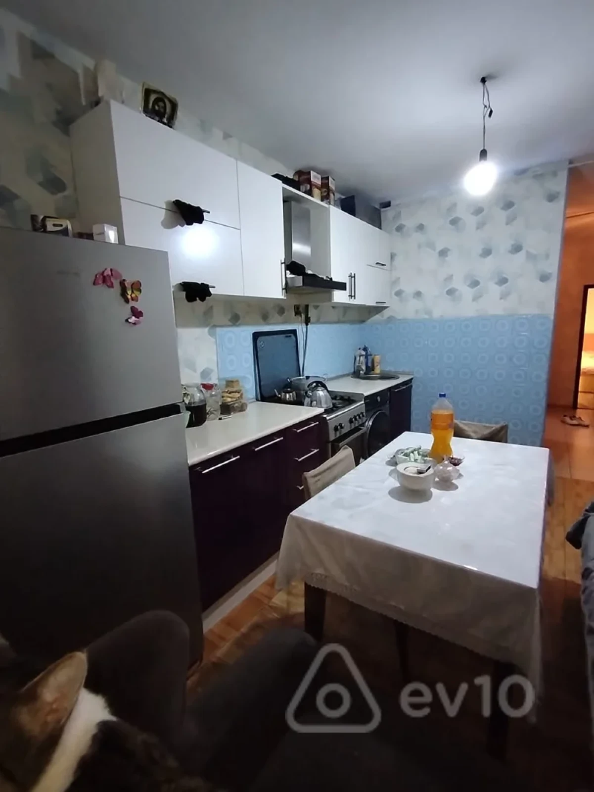 Satılır 3 otaqlı köhnə tikili 80 m²