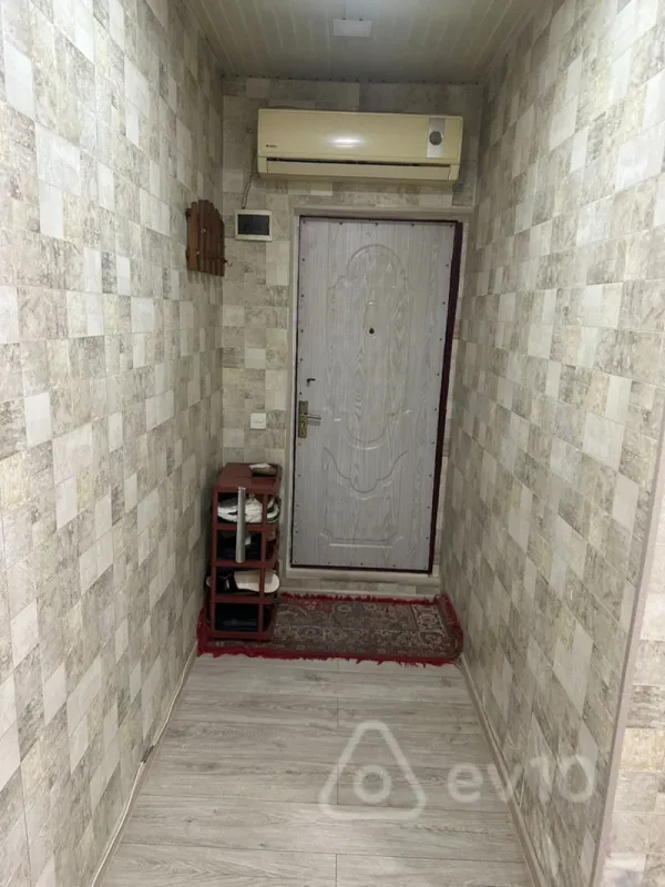 Satılır 2 otaqlı köhnə tikili 60 m²