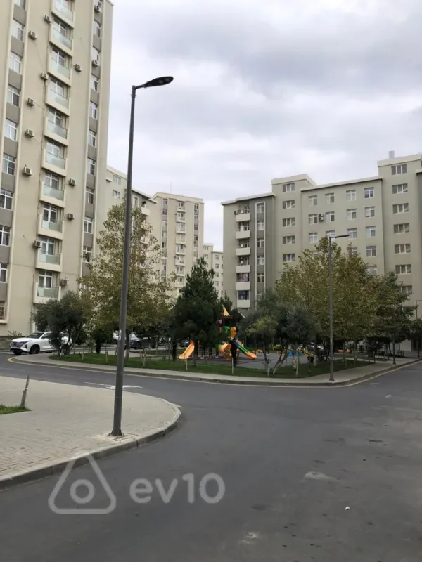 Satılır 3 otaqlı yeni tikili 93 m²