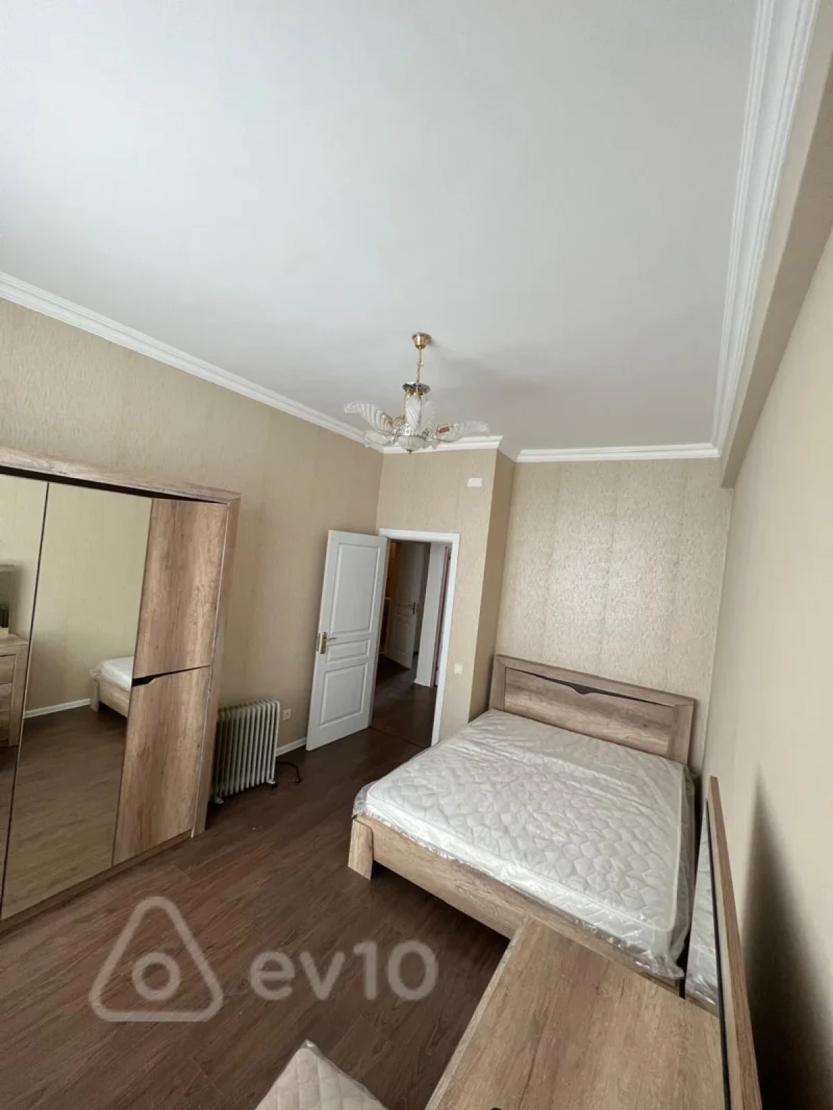 Satılır 3 otaqlı yeni tikili 93 m²