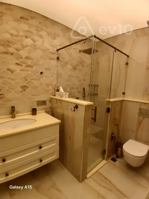 Satılır 4 otaqlı yeni tikili 211 m²